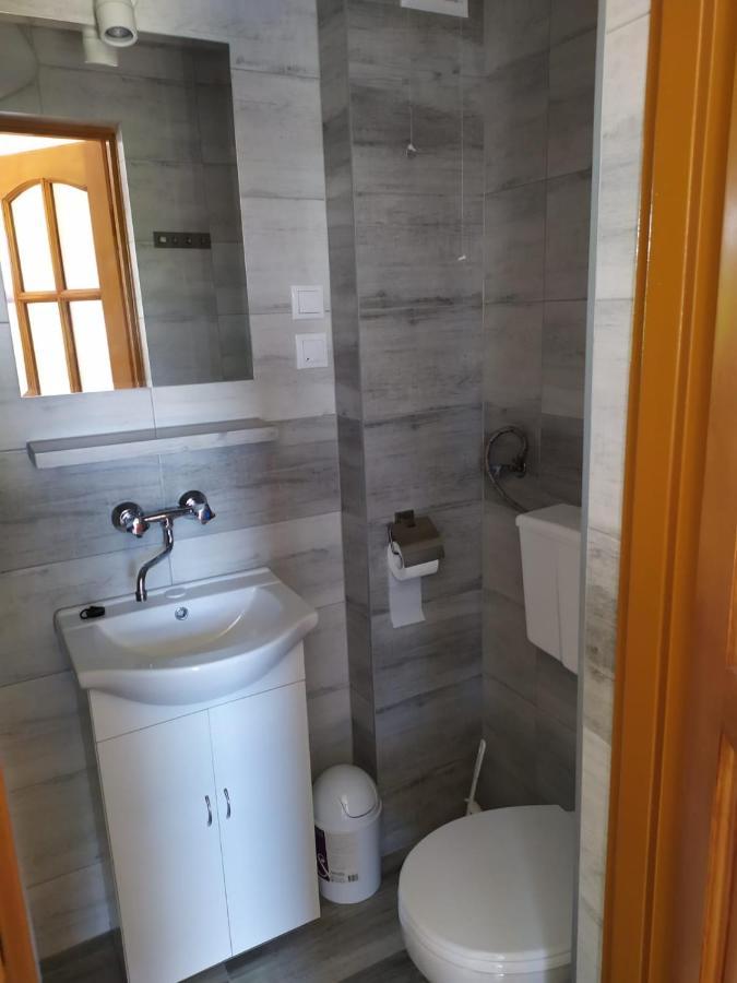 Trzech Koron 16 Hotel สโรโมฟเซ วิชเน ภายนอก รูปภาพ